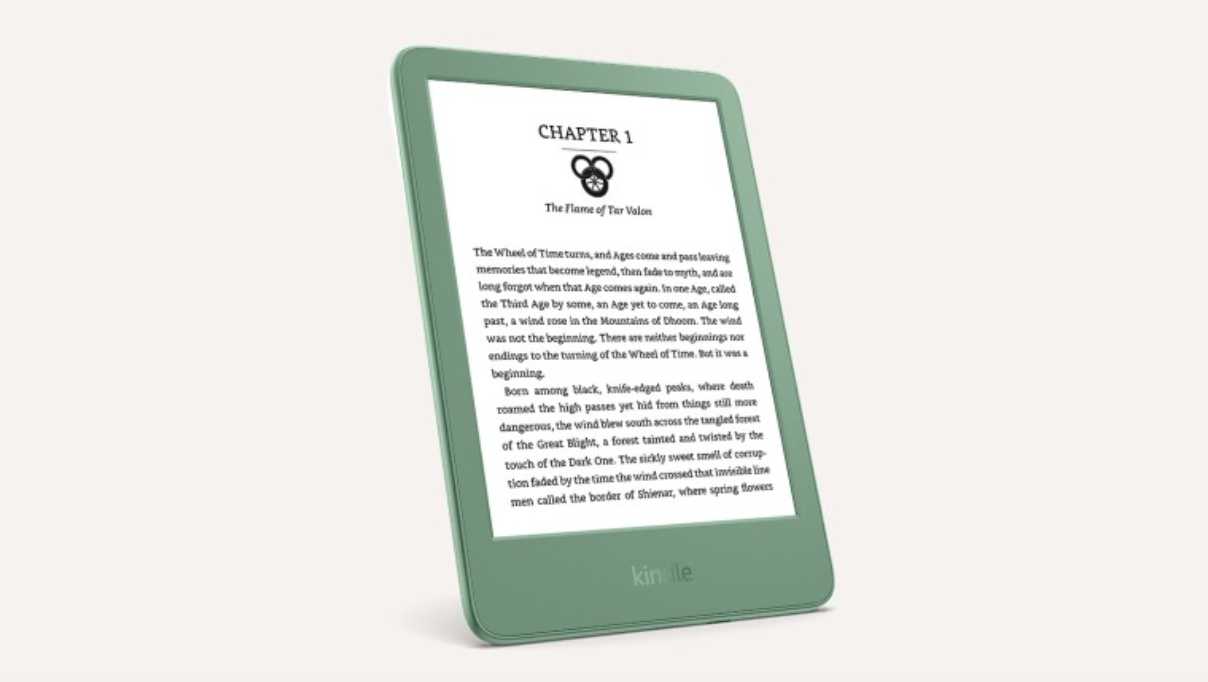 Kindle Paperwhite (2024 г.) против Kindle (2024 г.): что купить?