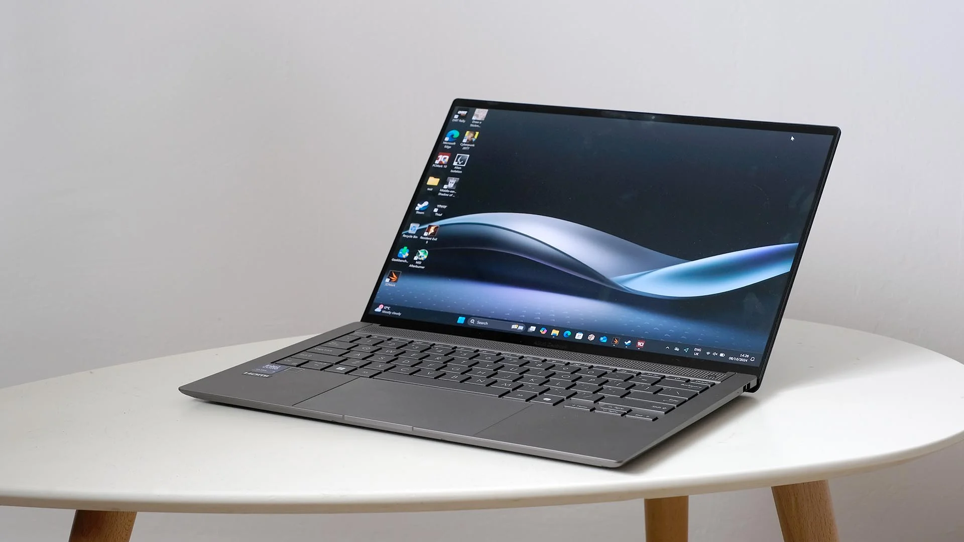 Asus Zenbook S14 OLED